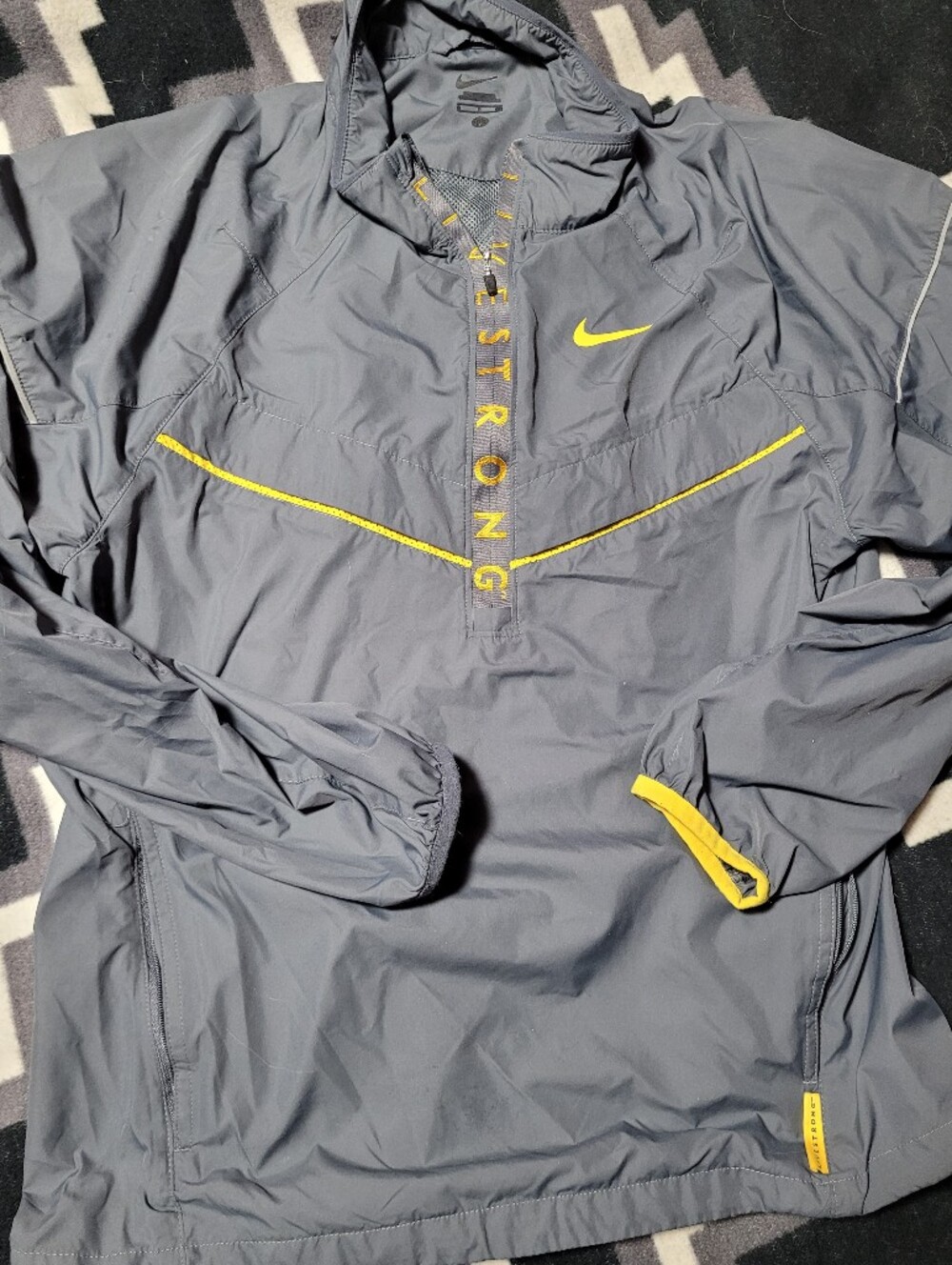 Nike Mens Livestrong Charcoal Jacket with Yellow Swoosh and Accents Size Small